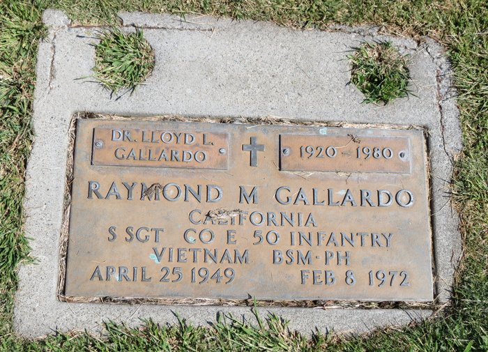 R. Gallardo (Grave).jpg