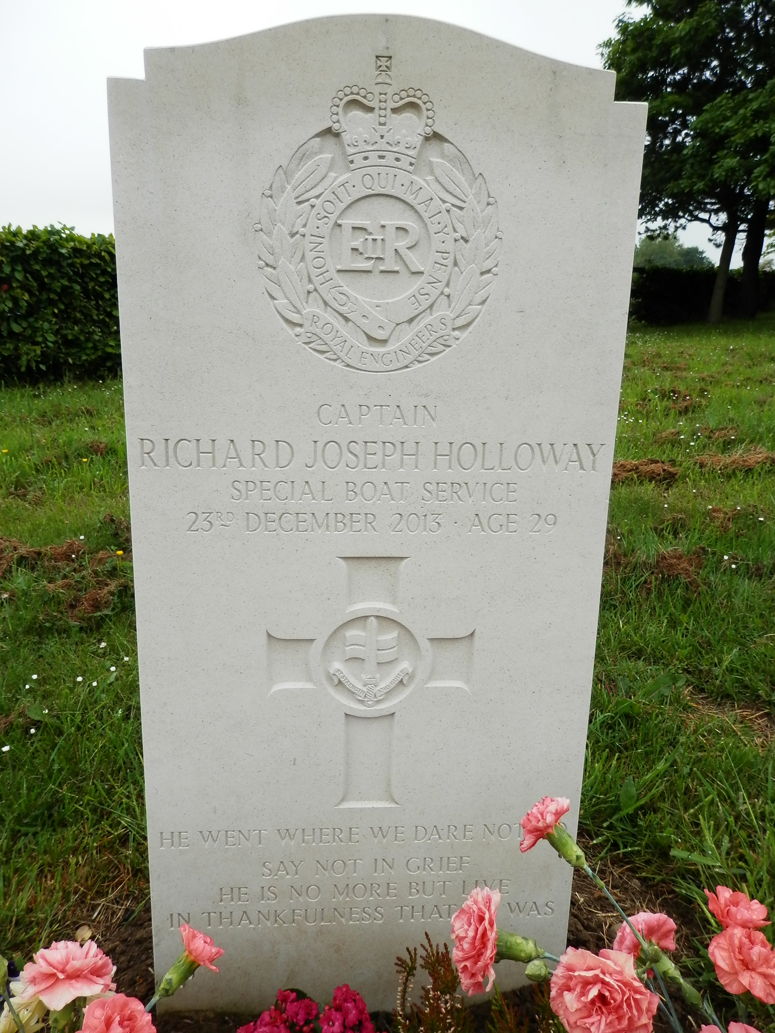 R. Holloway (Grave)