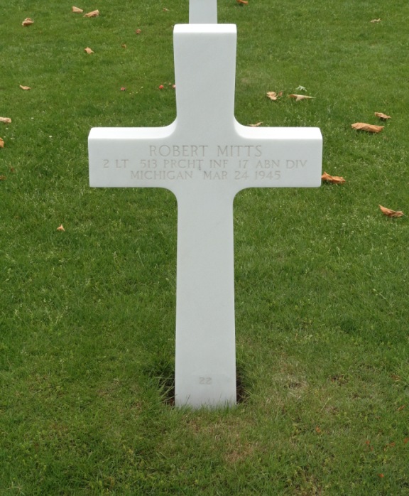 R. Mitts (Grave)
