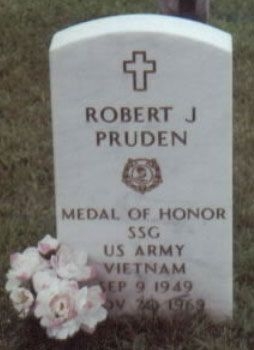 R. Pruden (grave)