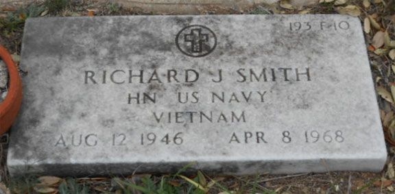 R. Smith (grave)