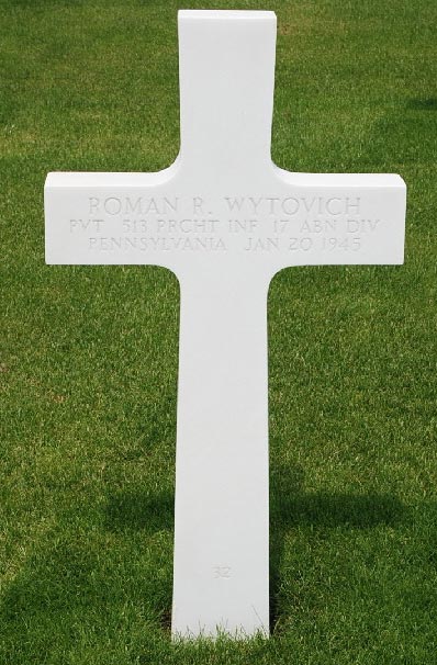 R. Wytovich (grave)
