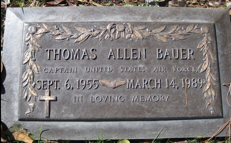 T. Bauer (grave)