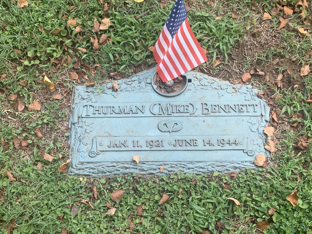 T. Bennett (Grave)