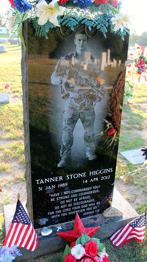 T. Higgins (Grave)