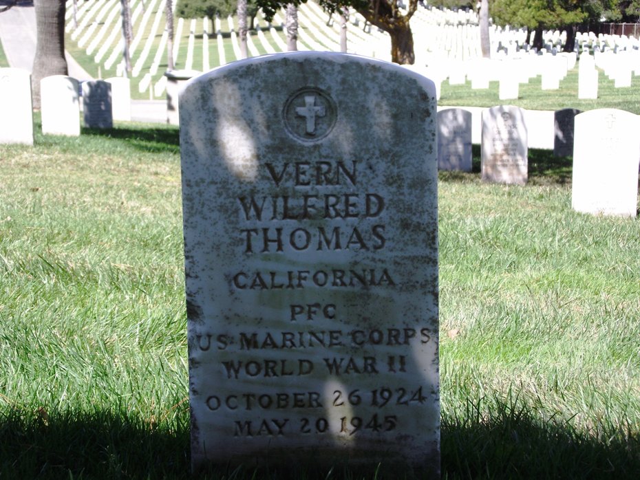 V. Thomas (Grave)
